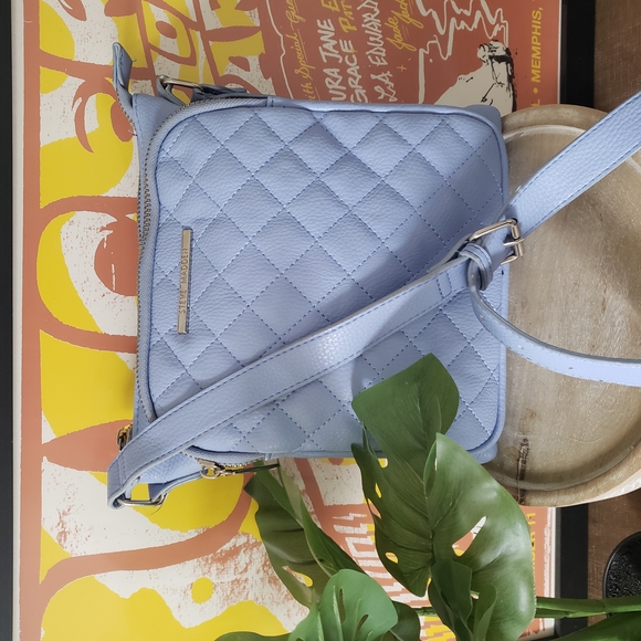 Quilted Blue Crossbody Bag - Picture 1 of 4